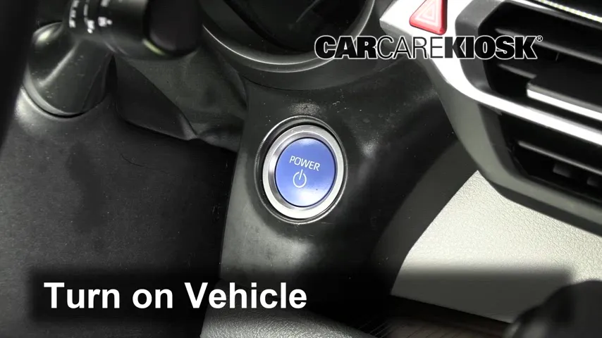 2022 Toyota Sienna LE 2.5L 4 Cyl. Bluetooth Pair Phone